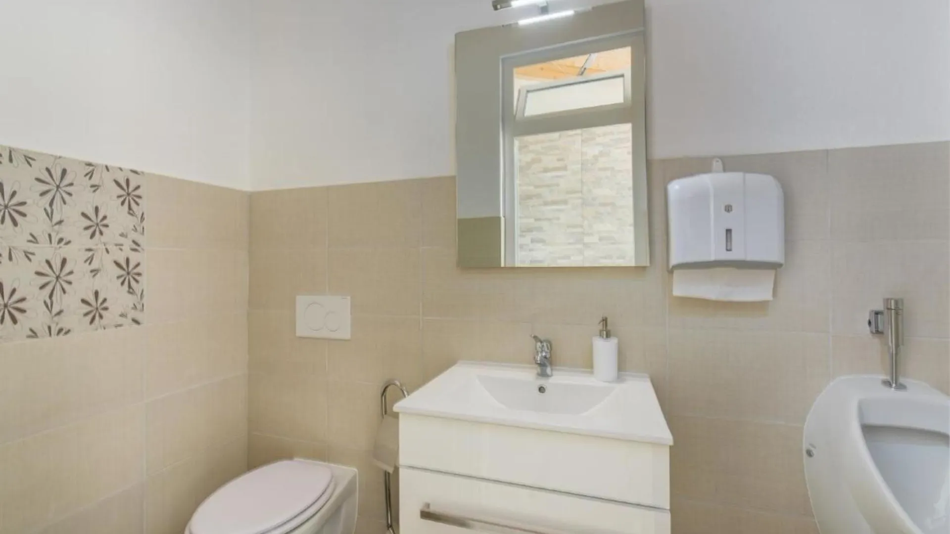 Apartment Wohnung In Pjescana Uvala Mit Terrasse Und Garten